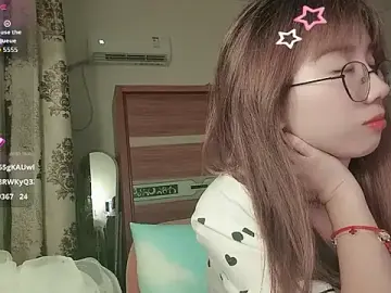 Lili_666のStripchatで無料ライブポルノ