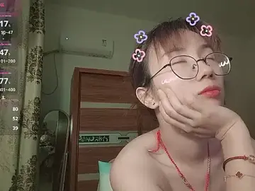 Lili_666のStripchatでライブチャット