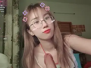 Lili_666のStripchatでアダルトカメラ配信