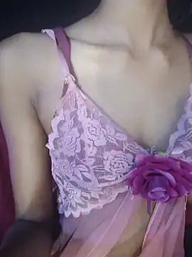 BunnyBloom25のStripchatでヌードカメラ