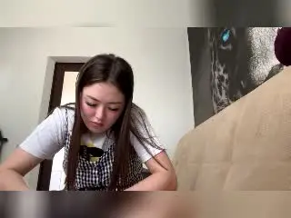 MikeBoorasのXlovecamでプライベートチャット