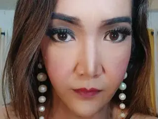 KissSweetAngelicTransのXlovecamで今すぐ視聴可能なセックスカム